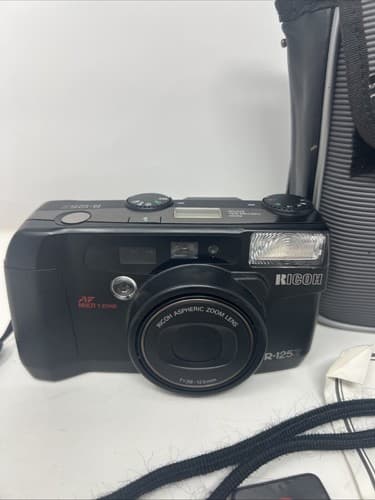 Ricoh R-125Z Super Zoom AF Multi 7 Zone Film Camera 38-125mm Lens (A17) - Thumbnail 3