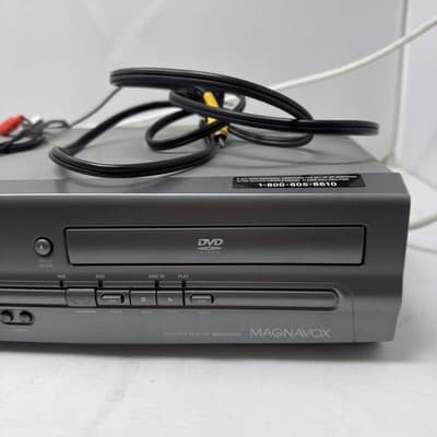 Magnavox MWD2205 DVD VCR Combo Player Tested Working VHS Recorder No Remote - Thumbnail 3