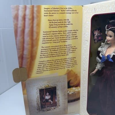 1997 Special Edition Hallmark Sentimental Valentine Barbie Doll (NRFB) 16536 - Thumbnail 3