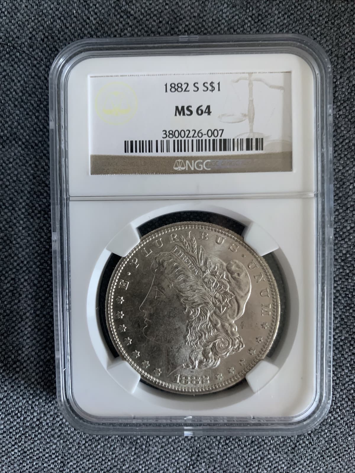 Coin 1882-S Morgan silver dollar-NGC MS 64 (A15)