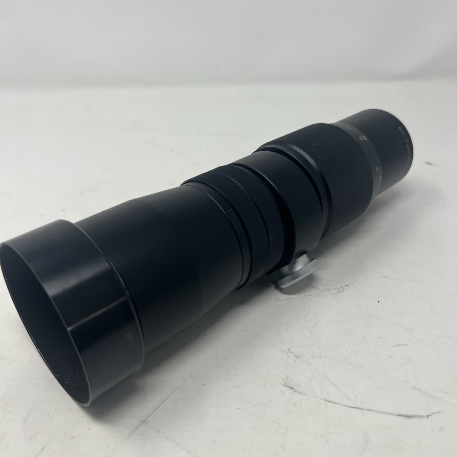 Olympus 300mm F:5.6 Early Preset Vivitar T Mount Tele Lens Caps, Case,18 Blades