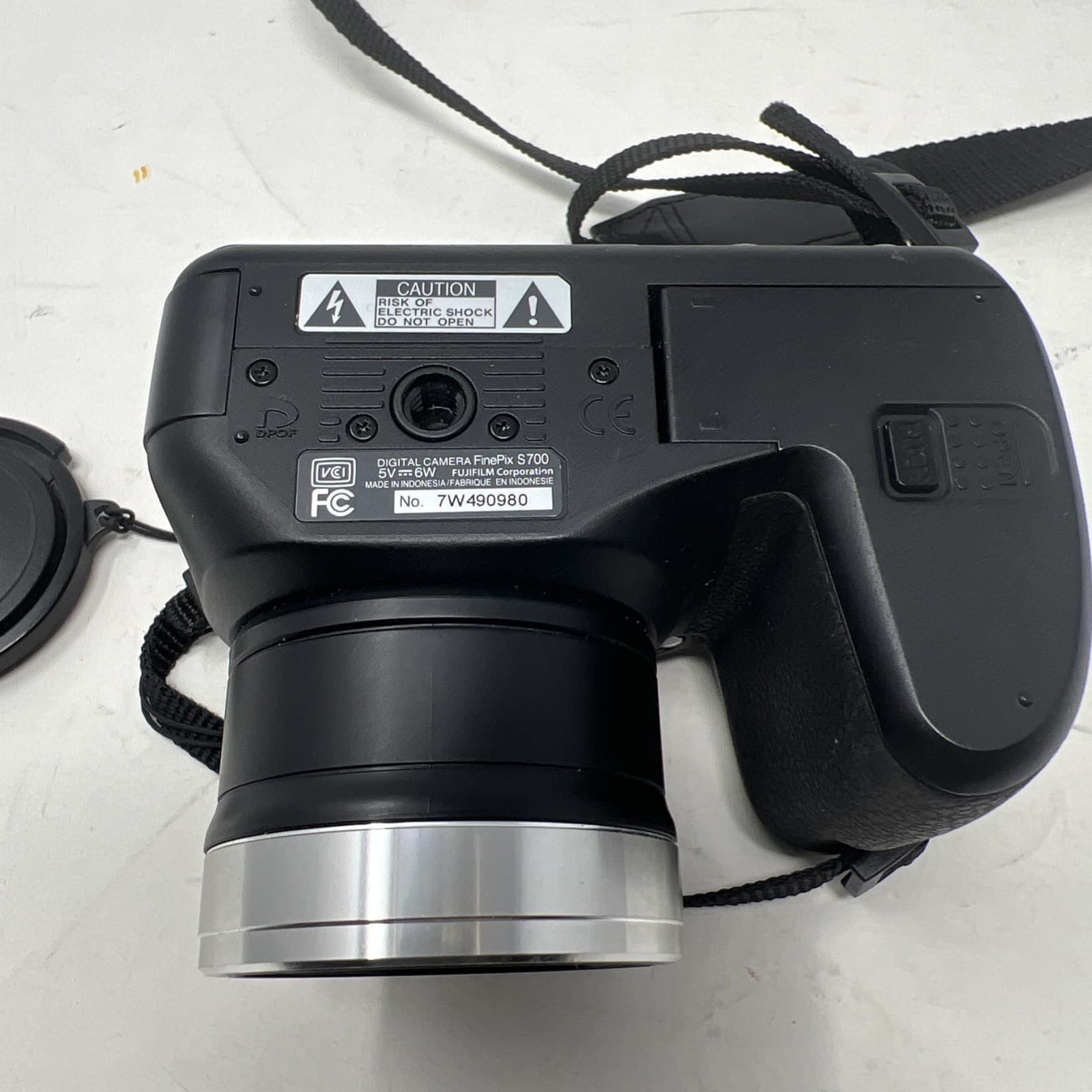 Fujifilm FinePix S Series S700 7.1 MP Digital Camera Digi Cam Black Tested - Thumbnail 5