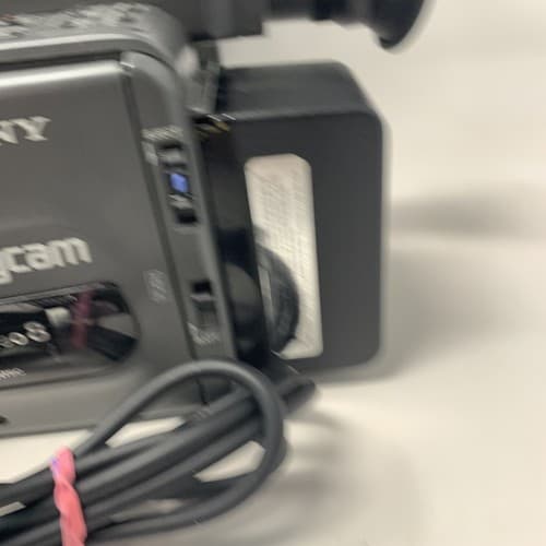 Sony Handycam CCD-F56 Camcorder Video 8 withMany Accessories Untested - Thumbnail 7