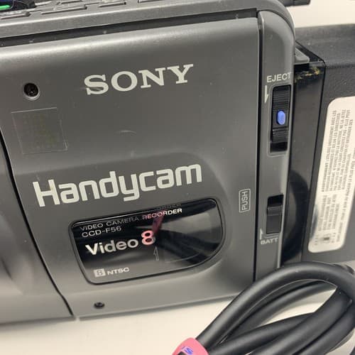 Sony Handycam CCD-F56 Camcorder Video 8 withMany Accessories Untested - Thumbnail 6