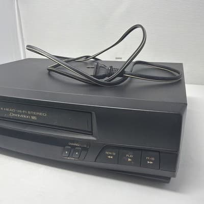 Quasar VHQ-450 VCR VHS Player Recorder Omnivision 4Head HiFi No Remote UNTESTED - Thumbnail 3