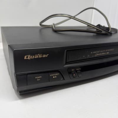 Quasar VHQ-450 VCR VHS Player Recorder Omnivision 4Head HiFi No Remote UNTESTED - Thumbnail 2