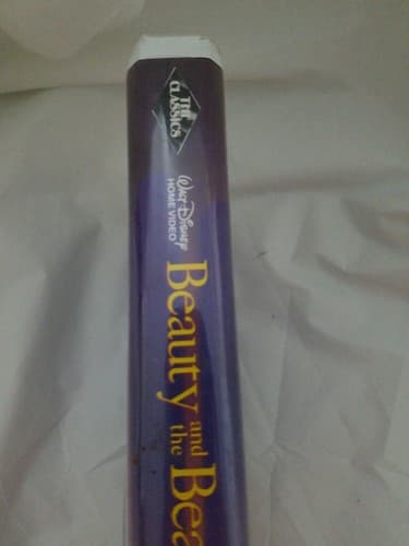 Disney Black Diamond Classic Beauty and the Beast (VHS) - Thumbnail 3