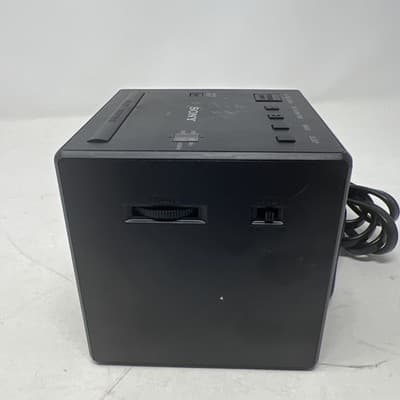 Sony ICF-C1 Alarm Clock Radio - Black (A18) - Thumbnail 3