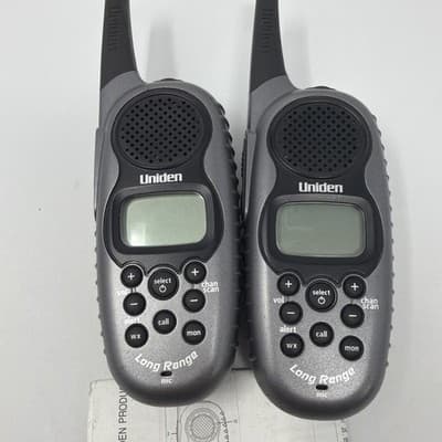 Uniden GMRS 720-2 Black & Gray Wireless Long Range Two Way Radio Walkie Talkie - Thumbnail 2