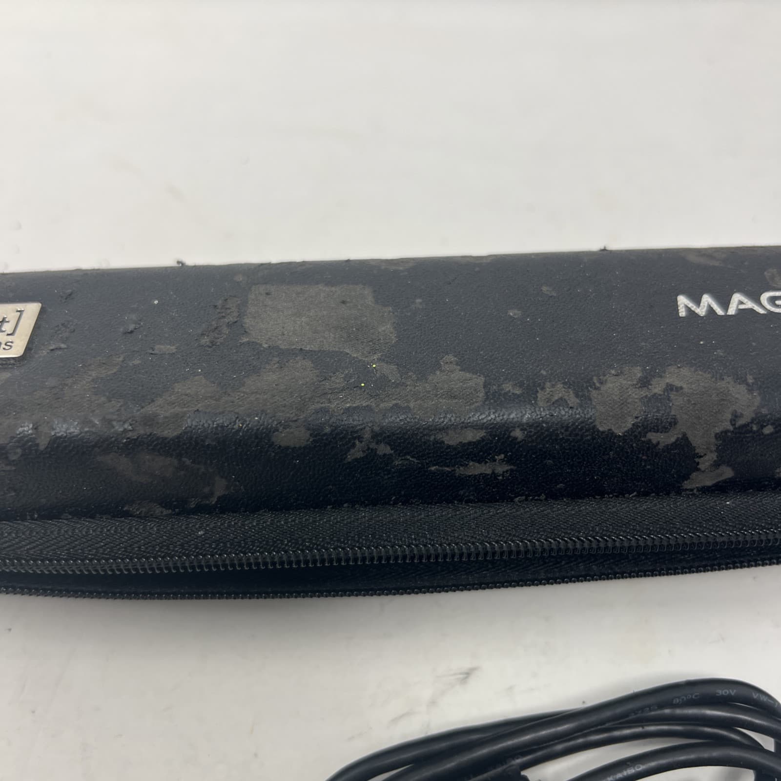 VuPoint Magic Wand PDS-ST415-VP Handheld Scanner 4GB with Adapter & Hard Case - Thumbnail 5