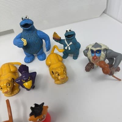 Vintage 80s 90s mix Lot Of Small Toys Collectibles Disney x26 (A19) - Thumbnail 7