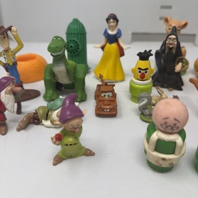 Vintage 80s 90s mix Lot Of Small Toys Collectibles Disney x26 (A19) - Thumbnail 3