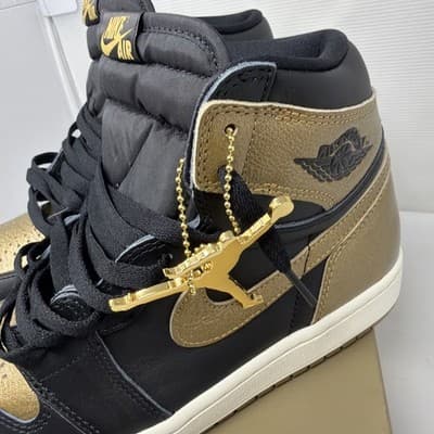 Air Jordan 1 Retro High OG Black Metallic Gold Men's shoes DZ5485-071 size 9 - Thumbnail 8