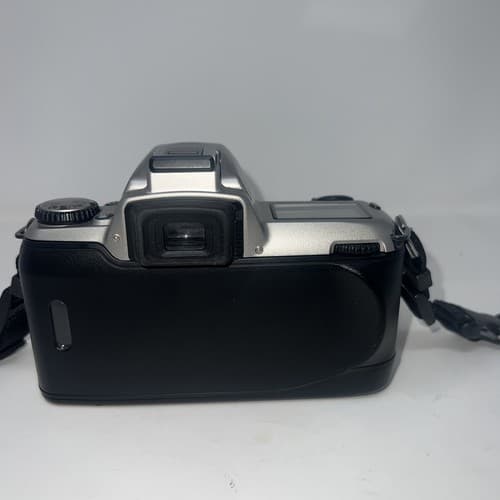 nikon n65 camera Body - Thumbnail 3