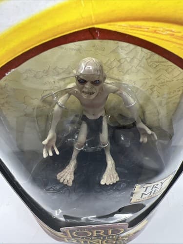 GOLLUM with sound base ! ( " MY PRECIOUS " ) The Lord of the Rings TWO TOWERS - Thumbnail 6