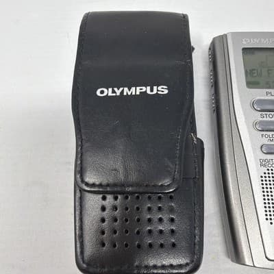 Olympus DS-3000 Handheld Digital Voice Recorder w/ 16MB Memory Card & Case (A3) - Thumbnail 3
