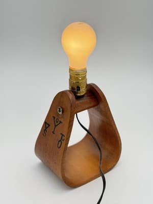 Vintage 1950s Jetter & Jetter Fort Recovery Wooden Stirrup Table Lamp MCM - Thumbnail 3