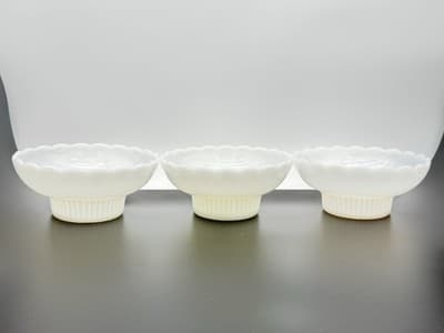 E. O. Brody Co. Milk Glass Candy Bowl M2000 Scalloped Edge Vintage - Thumbnail 13