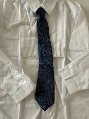 Boys Size 7 Formal White Tuxedo Suit Shirt And Blue Tie - Thumbnail 2