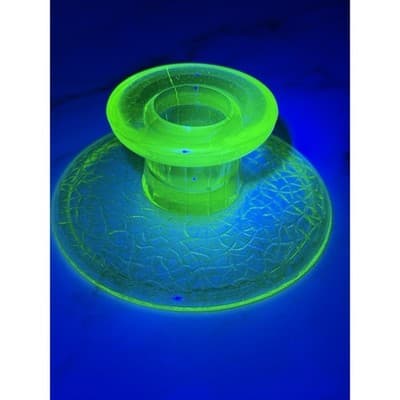 L.E. Smith “By Cracky” Uranium Vaseline Glass Candle Holder Glows UV - Thumbnail 15