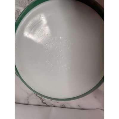 Pyrex Nesting Mixing Bowls Primary Colors Set of 3, Yellow/Green/Blue - Thumbnail 11