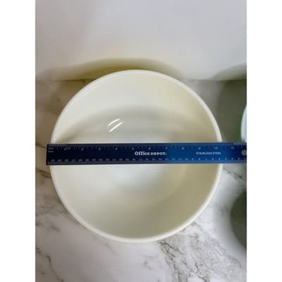 Pyrex Nesting Mixing Bowls Primary Colors Set of 3, Yellow/Green/Blue - Thumbnail 17