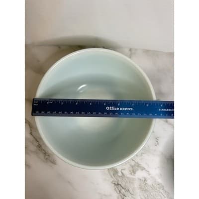 Pyrex Nesting Mixing Bowls Primary Colors Set of 3, Yellow/Green/Blue - Thumbnail 18