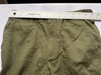 Gap Girlfriend Joggers Khaki Utility Cargo Midrise New W/Tags Relaxed Size 4 - Thumbnail 12