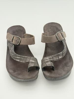 Fantasy Sandals Toe Ring Wedge Platform Suede Strap Made In Greece Sz 37 Or 7