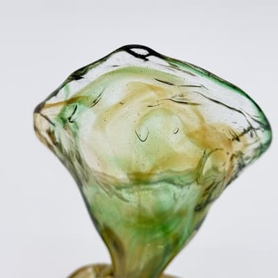 Murano-Style Hand-Blown Green Amber Swirl Art Glass Coiled Base Lilly Vase VTG - Thumbnail 5