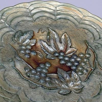 Antique Imperial Glass Footed Bowl & Plate In Carnival Helios Green W/Grapes - Thumbnail 6