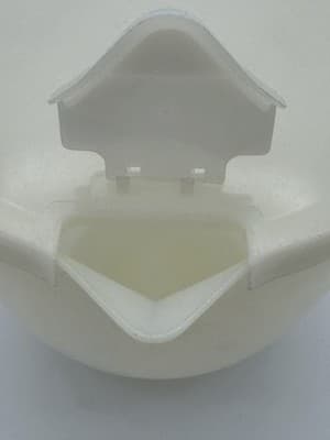 Vintage Tupperware Mix-N-Stor 8 Cup 2 Qt Measuring Pitcher Lid Model 500 - Thumbnail 2