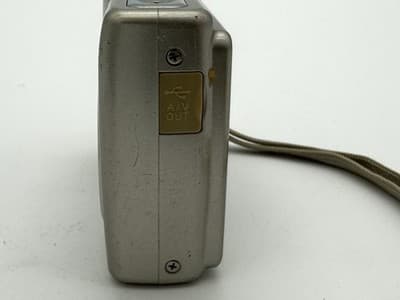 Vintage Nikon Coolpix L11 6MP Silver Digital Camera 3x Zoom Y2K Digicam WORKS - Thumbnail 6