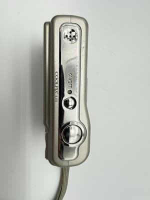 Vintage Nikon Coolpix L11 6MP Silver Digital Camera 3x Zoom Y2K Digicam WORKS - Thumbnail 5