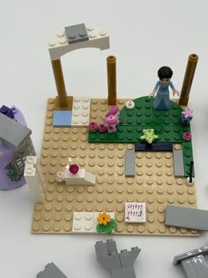 Lego Lot Pieces Princess Cat Turtle Sealed Bag Piano Castle Flowers - Thumbnail 4