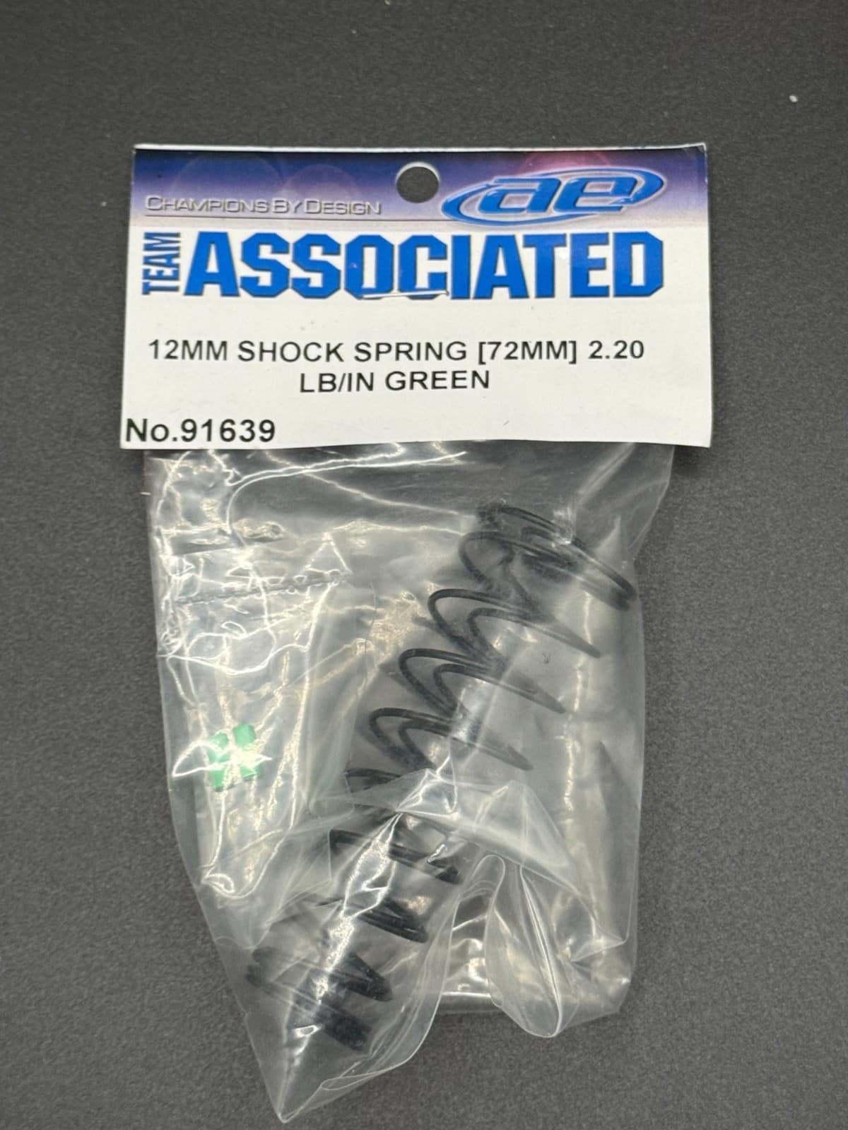 Team Associated 91639 72mm 2.22lb 12mm Green Shock Spring (2 Ct) - Image 1