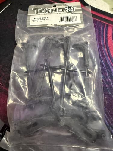 Tekno RC Body Mount Set Front / Rear SCT410 TKR5791 - Image 1