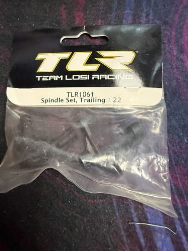 Team Losi Racing 22 1/10 Scale Buggy Trailing Spindle Set TLR1061 - Image 1
