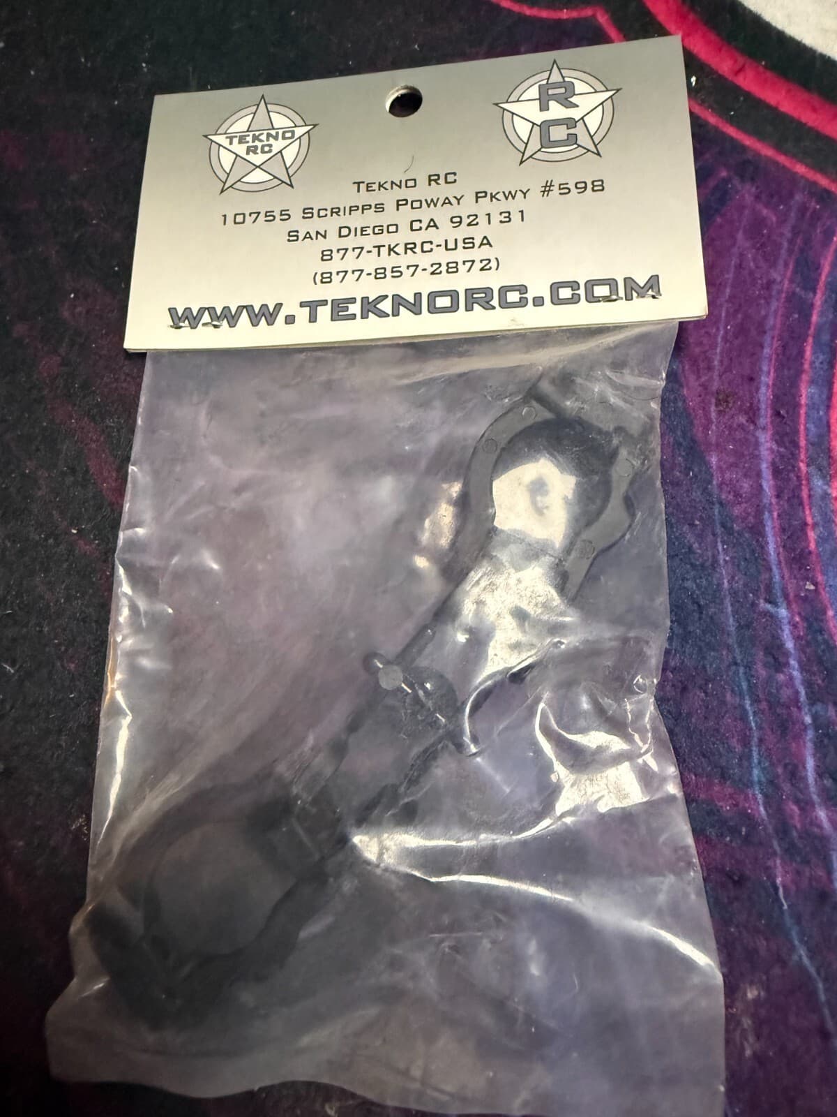 Tekno RC TKR5542 Spindle Carriers Left/Right SCT410 - Thumbnail 2
