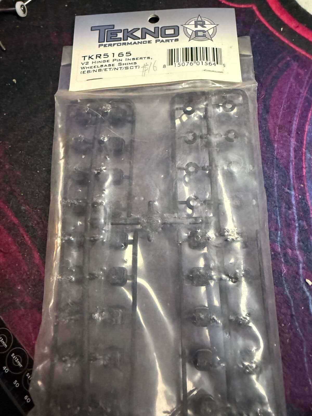 Tekno RC TKR5165 V2 Hinge Pin Inserts/Wheelbase Shim Set - Image 1