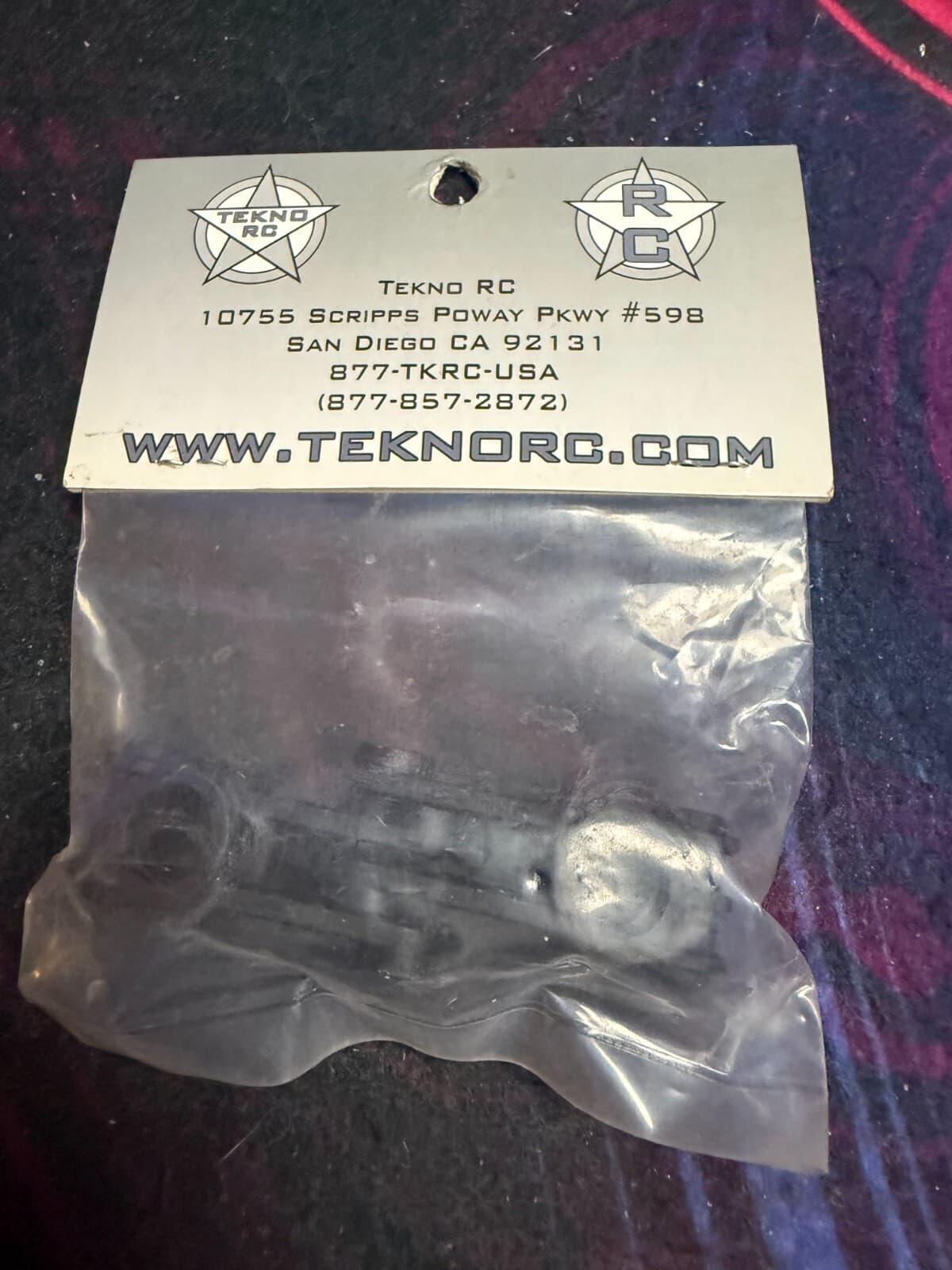 Tekno RC TKR5540T1 Rear Hub Set (2) (+1°) - Thumbnail 2