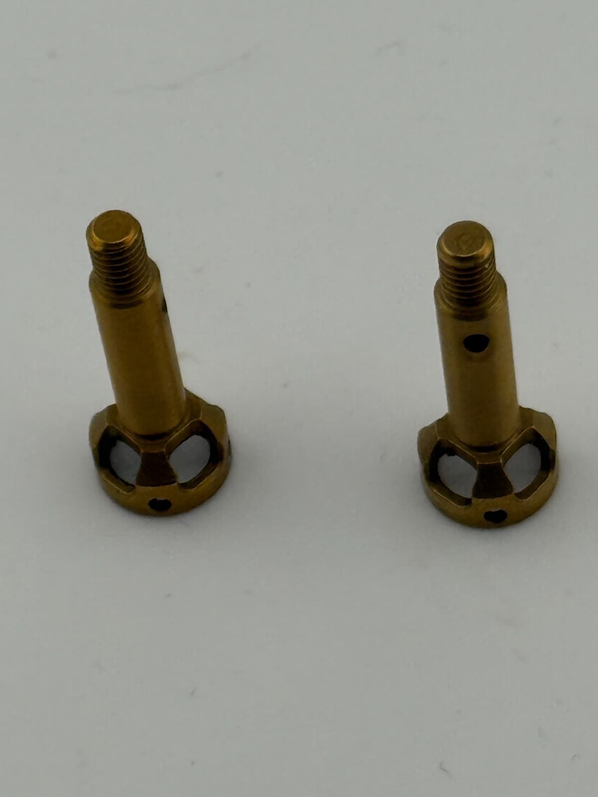 R1-900003 R1WURKS (B74 / B84 Series) Lightweight Front CVA Axle - Thumbnail 2