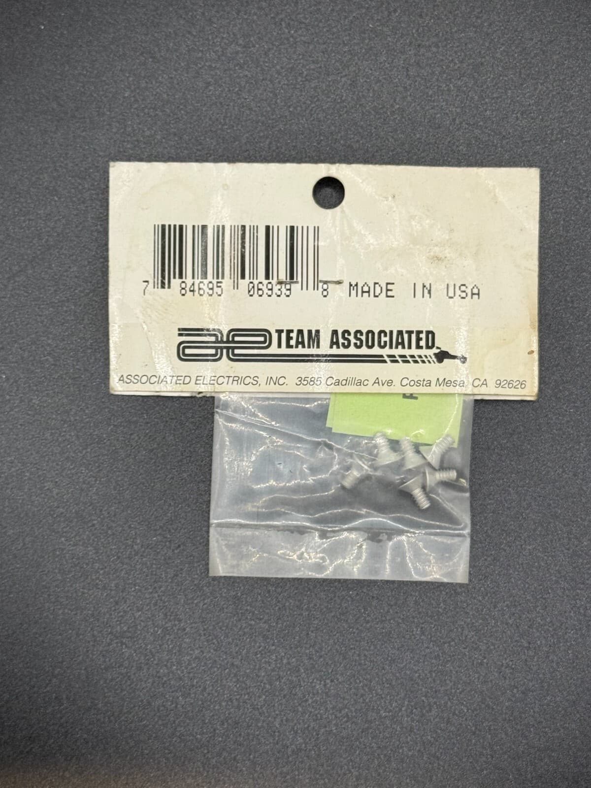Team Associated Vintage 6939 Alum. Flat Head Screws 4-40 x 1/4" (6 Ct) - Thumbnail 2
