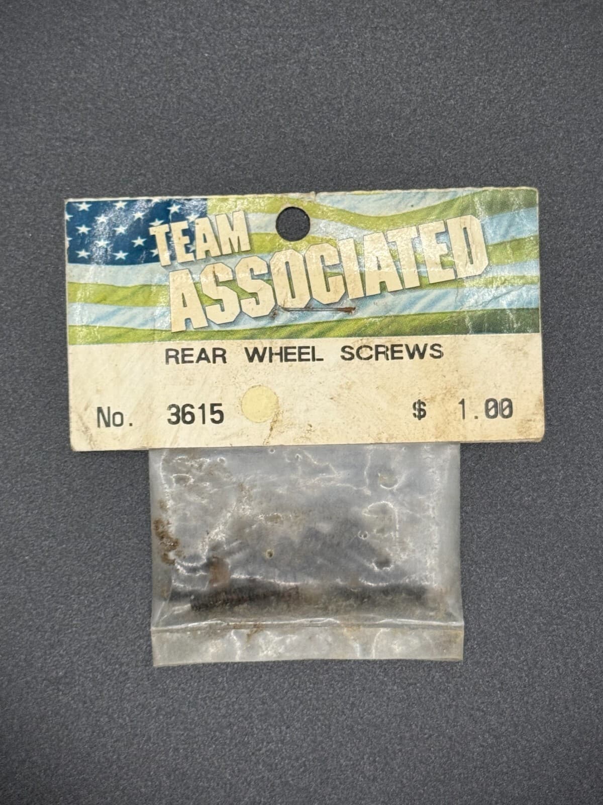 Team Associated Vintage 3615 Rear Wheel Screws RC10, RC10T, RC10GT (Black, 6 Ct) - Image 1