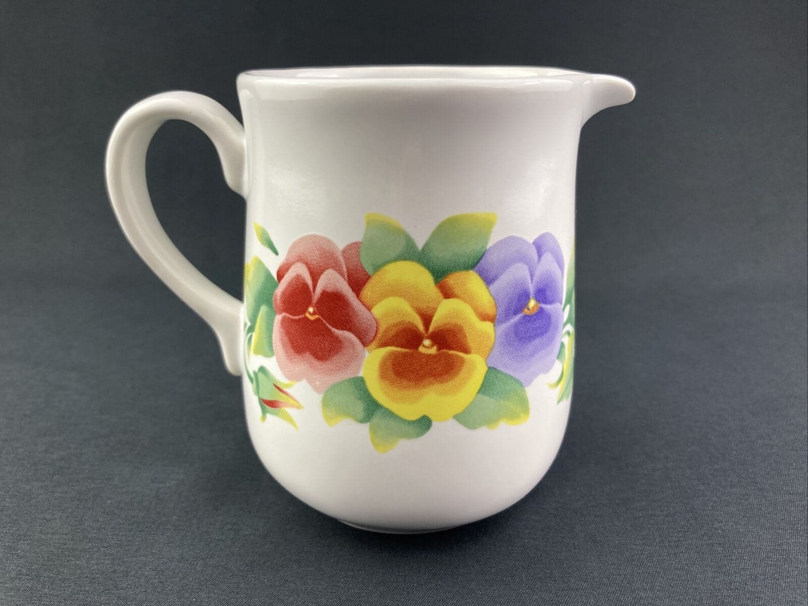 Corning Ware Corelle Coordinates Summer Blush Pansy Creamer 4 1/2” - Thumbnail 2