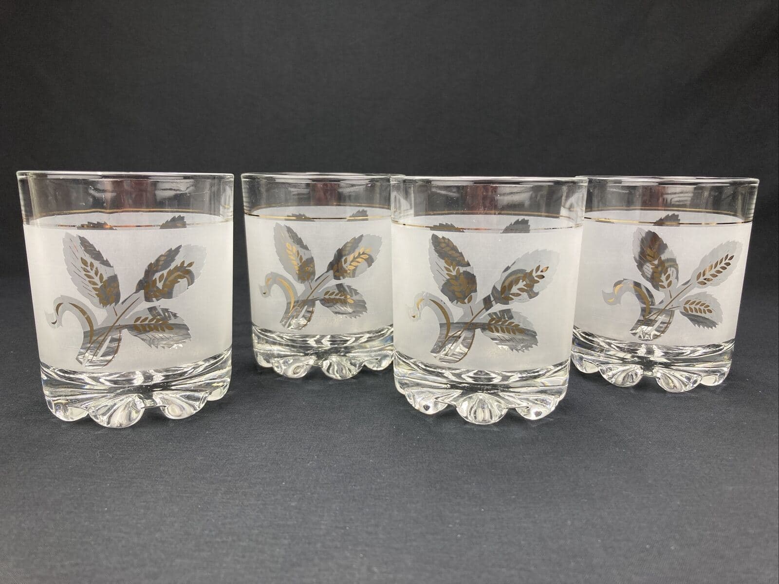 Devalbor Wheat Frosted/ Gold Vintage Whiskey Glasses Set Of 4 Made In Italy - Image 1
