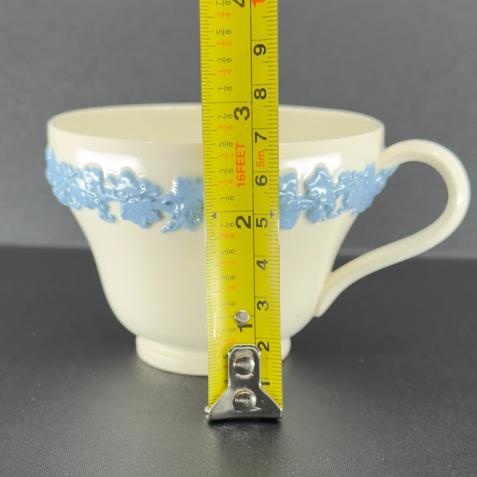 Wedgwood Etruria & Barlaston Embossed Queensware 2 5/8" Teacup - Thumbnail 3
