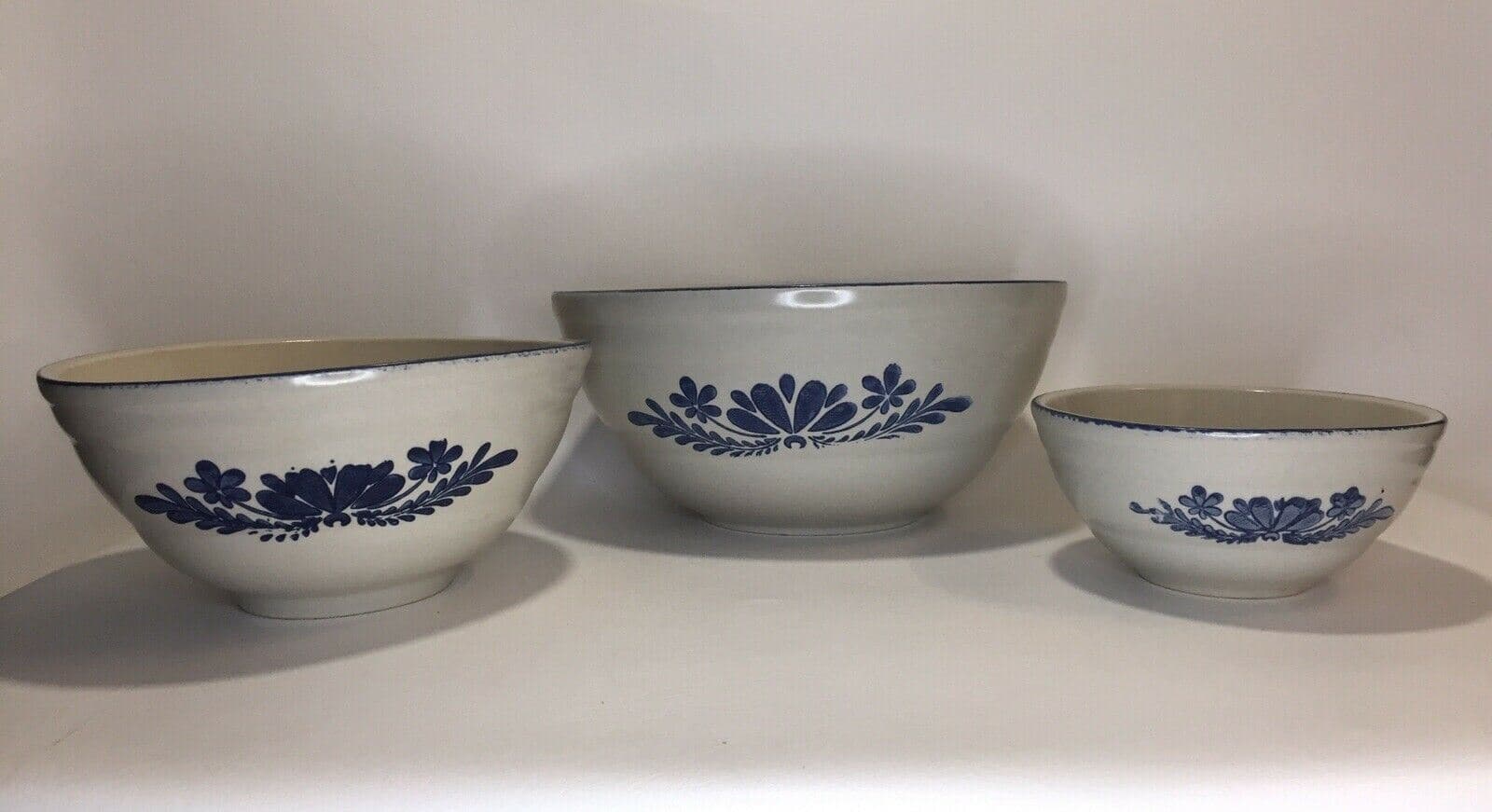 Yorktowne Stoneware Nesting Blue Mixing Bowls - Set of 3 - Image 1