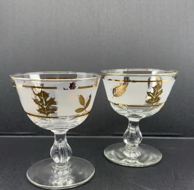 Libbey Golden Foliage Gold Leaf Sherbet Champagne Coupe Glass 1950s Mid Century - Image 1