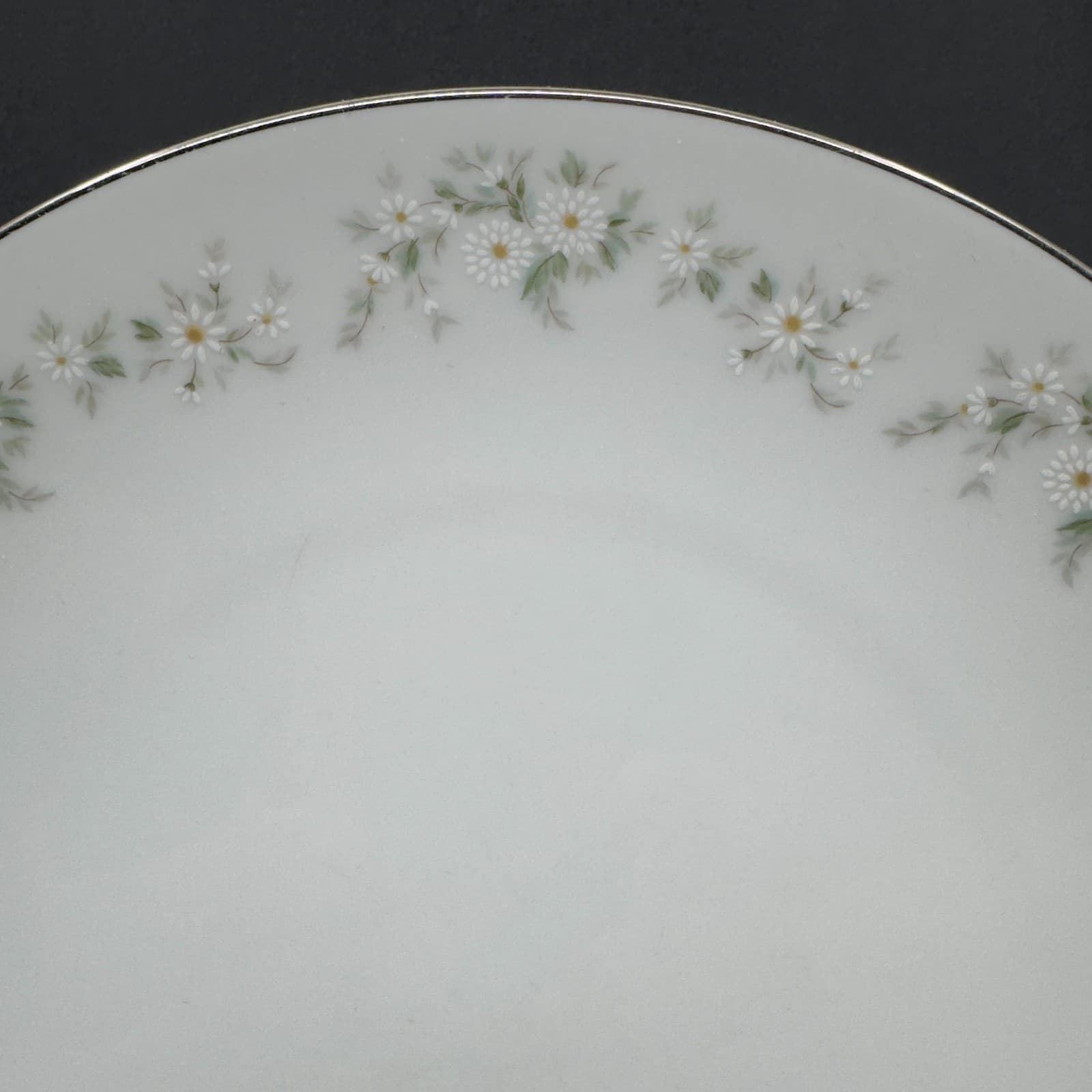 Noritake Annabelle #6856 Salad plates 8 1/4" (Set of 2) - Thumbnail 2